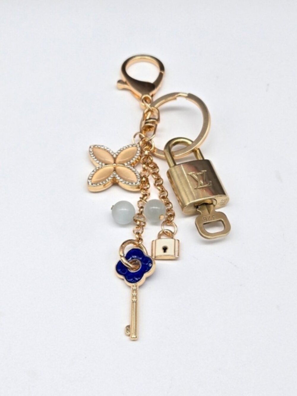Authentic Louis Vuitton Gold Lock 🔒 Unbranded Keychain Bag Charm LV - Picture 7 of 8